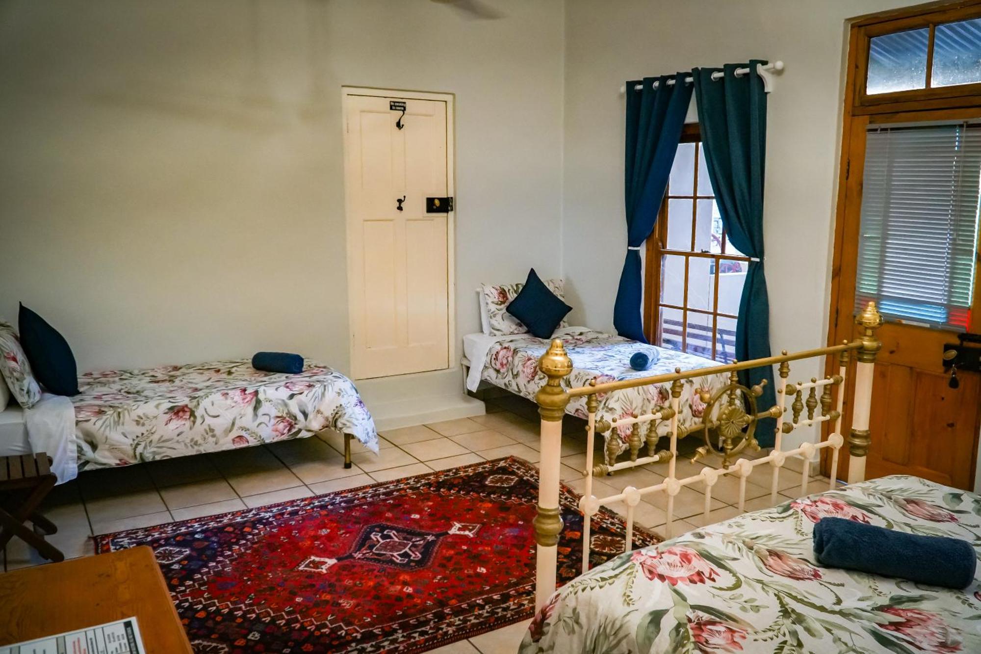 Outentique Accommodation Oudtshoorn Esterno foto