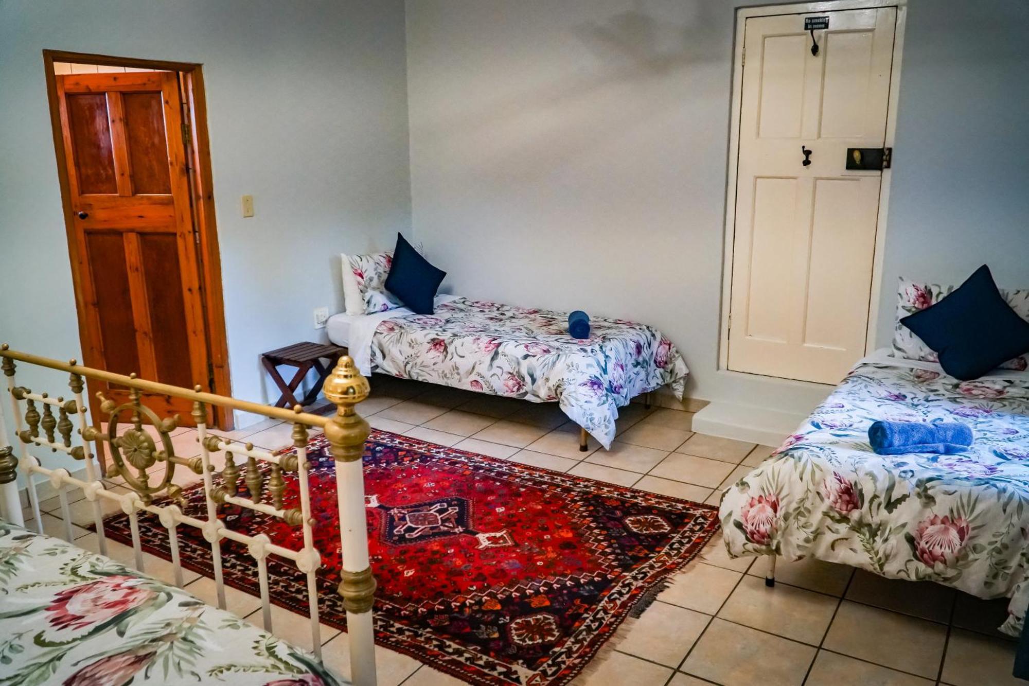 Outentique Accommodation Oudtshoorn Camera foto